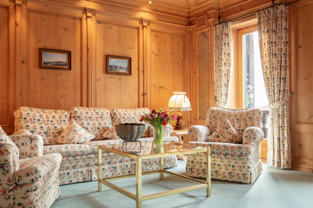 Adolphine Garden Hotel
